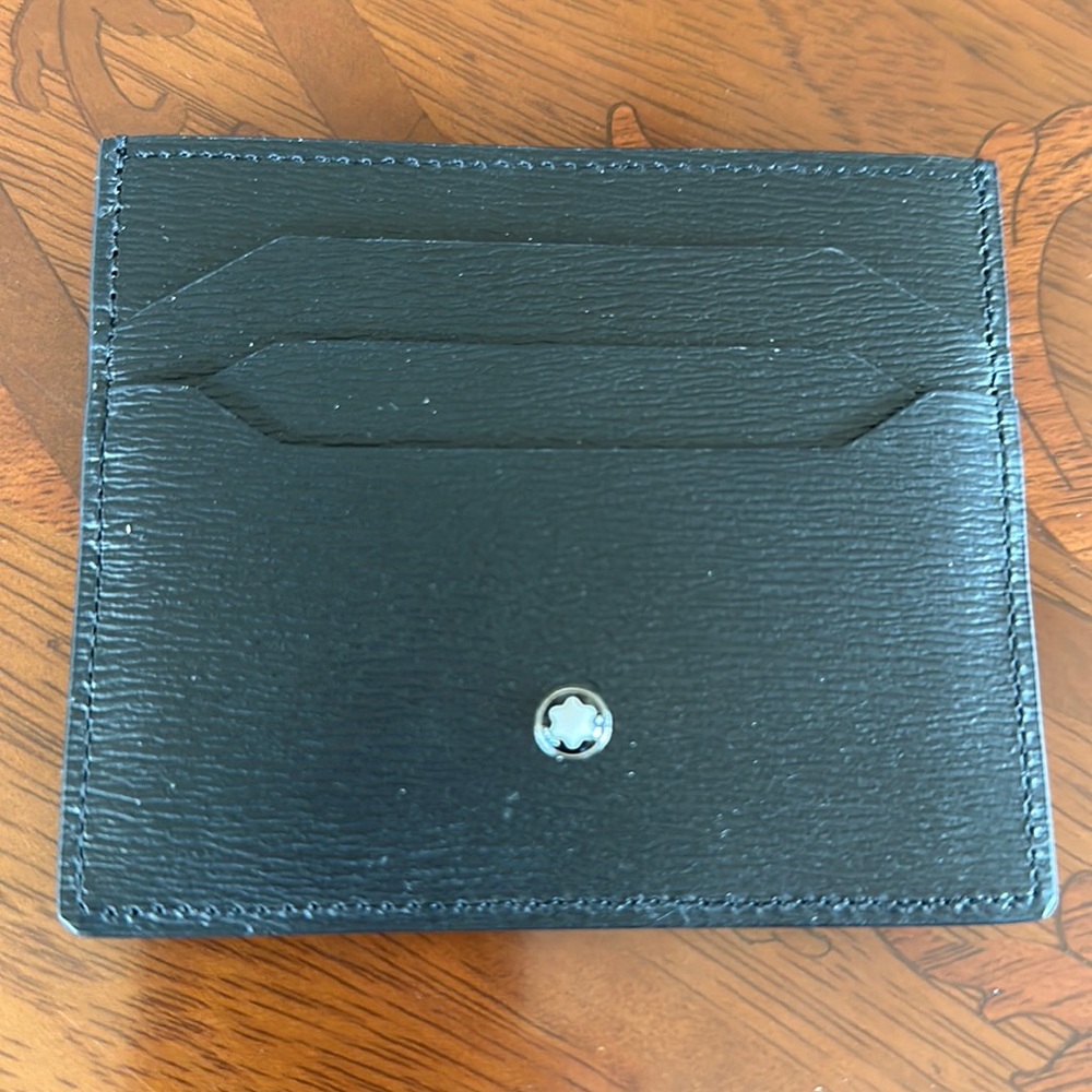 - Montblanc 6 Pocket Card Case